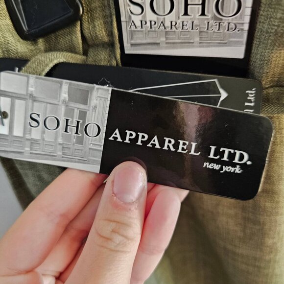 NWT Soho Apparel LTD. 100% Polyester Pant Women's Gray Pockets Size Medium - Picture 5 of 12